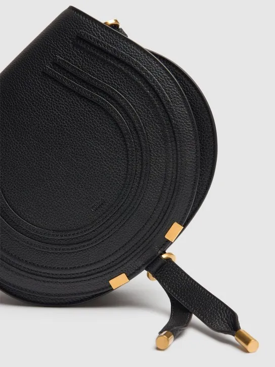 Chloé   Marcie grained leather crossbody bag 