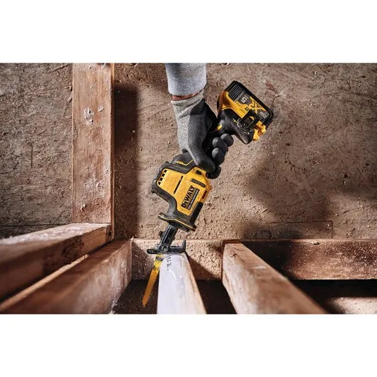 DeWALT DCS369P1 20V ATOMIC MAX Compact Reciprocating Saw Kit