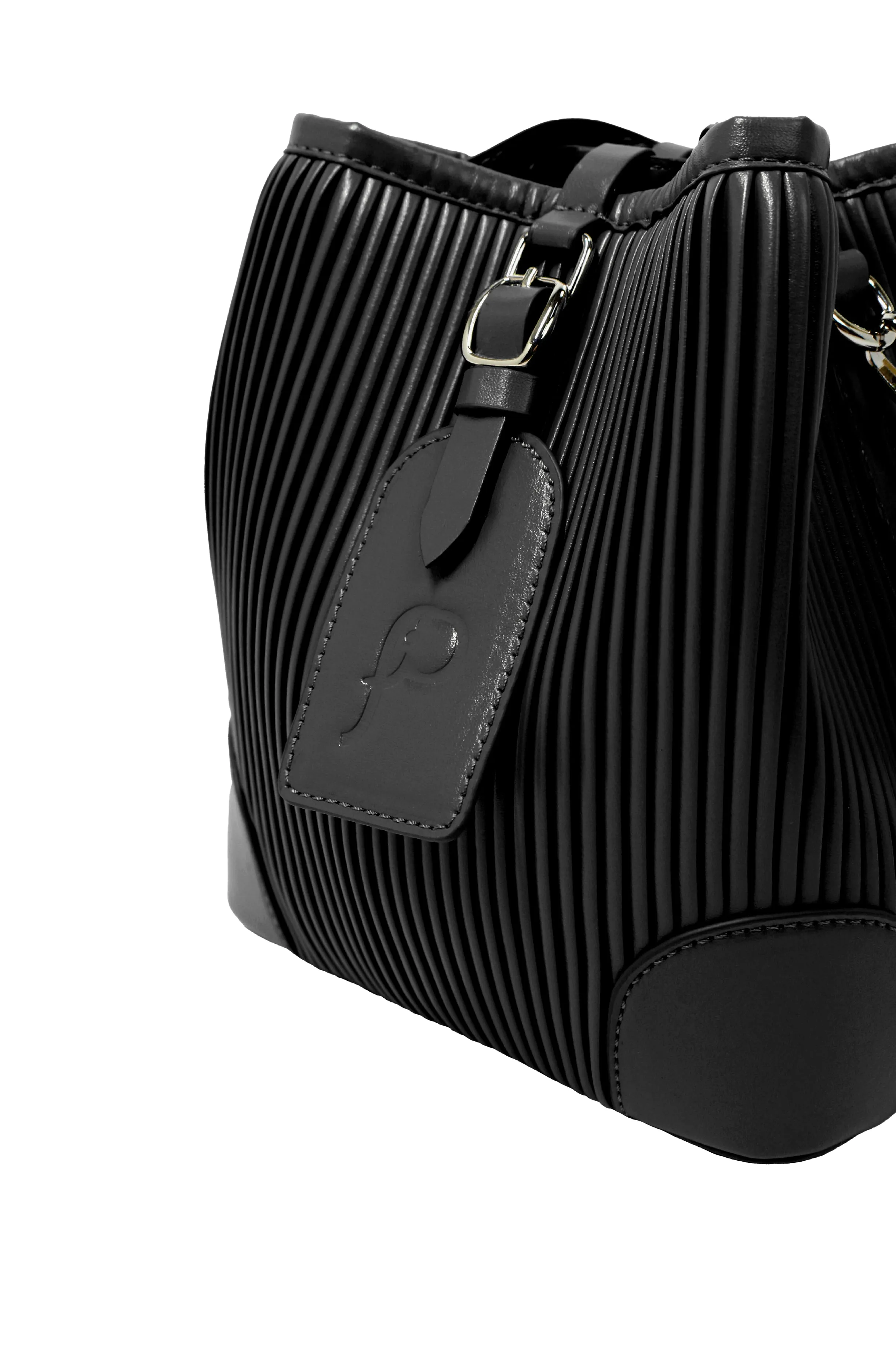 ELEPH BUCKET BAG - M : Black