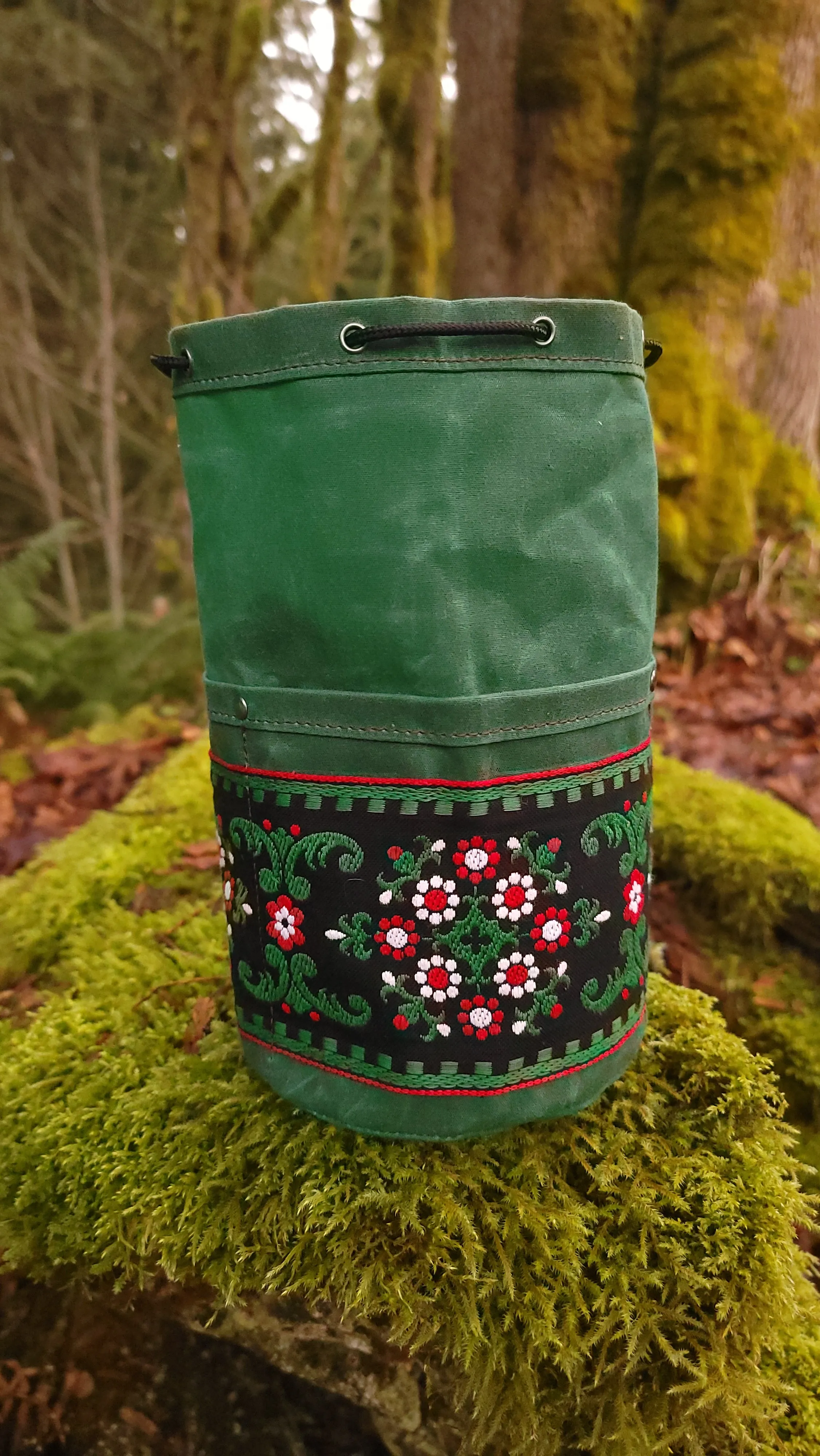 Green Cedar Bucket Bag with Vintage Trim on Outside Pockets