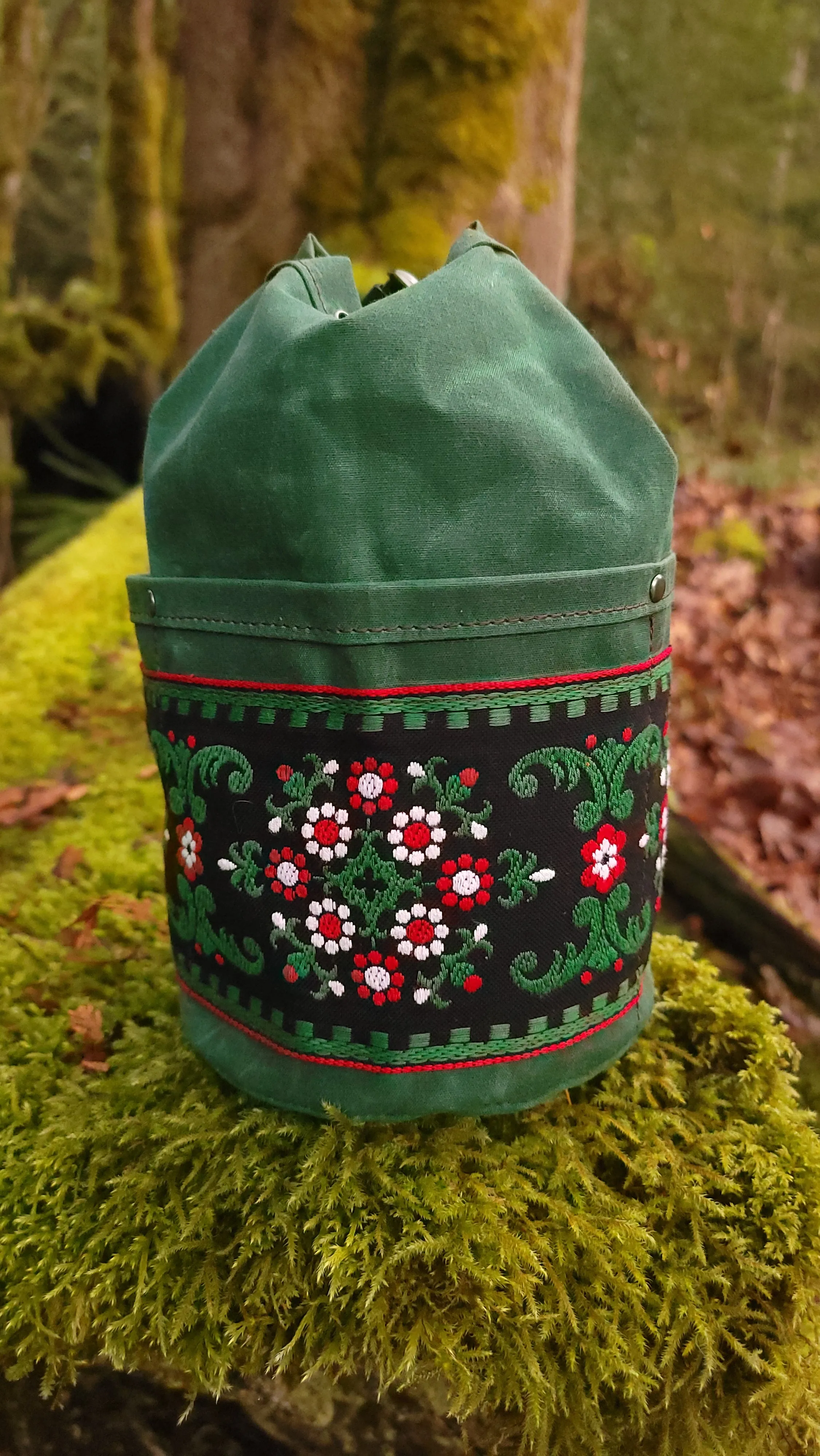 Green Cedar Bucket Bag with Vintage Trim on Outside Pockets