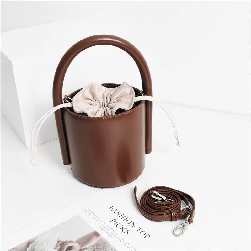 Leather Bucket Bag With Thick Handle