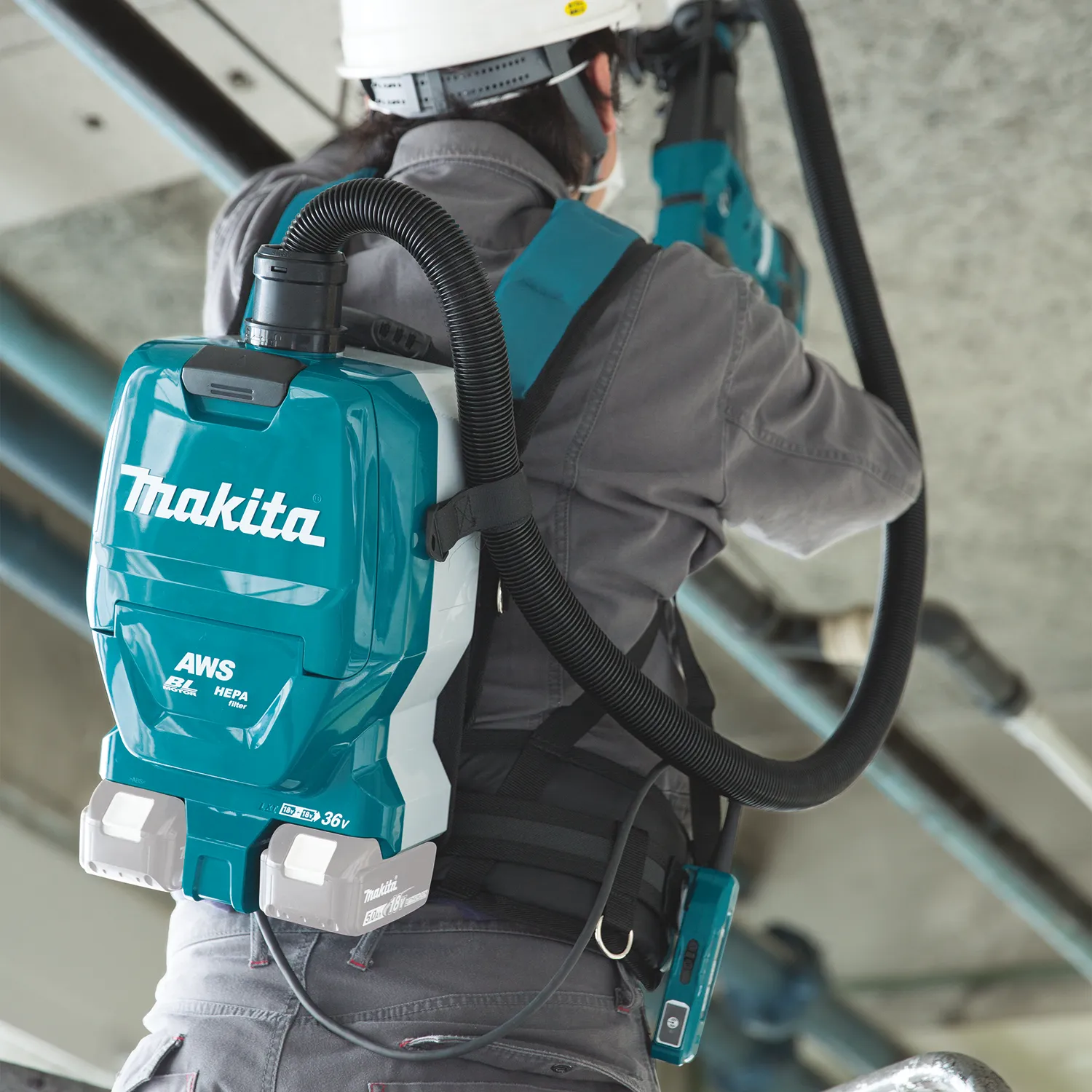 Makita XCV10ZX 18V X2 (36V) LXT Backpack Dry Dust Extractor (Tool Only)