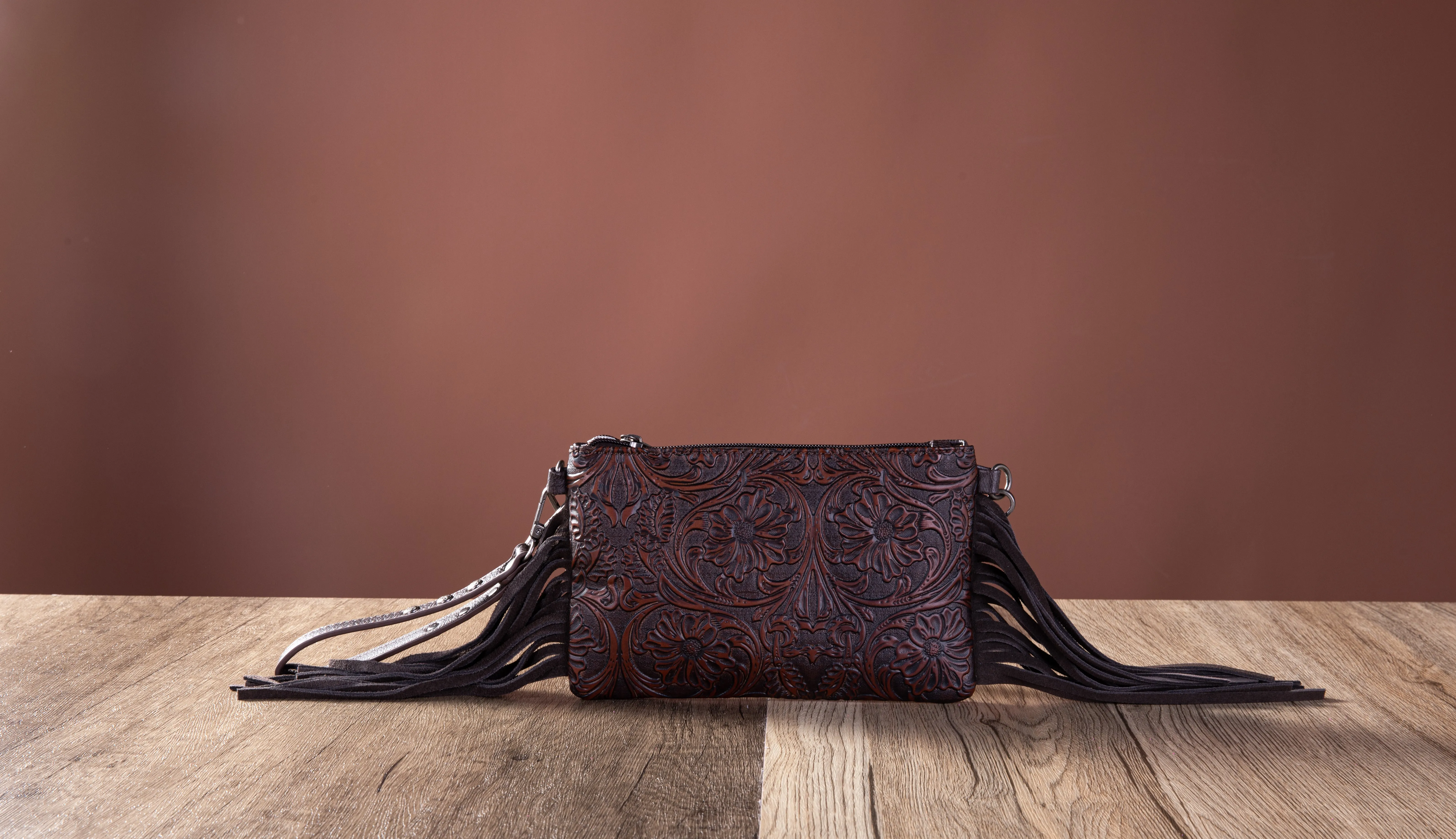 MW1217-181 Montana West Tooled Collection Clutch/Crossbody