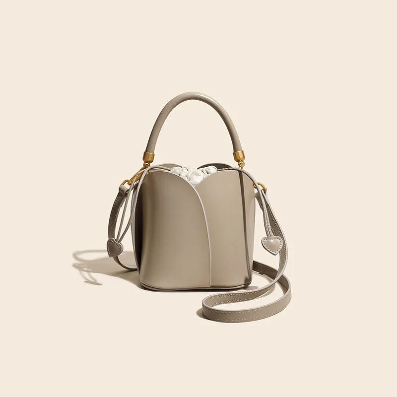 Summer Niche Design Leather Bucket Bag